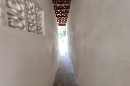 Casa para alugar com 130m², 3 quartos e sem vaga Casa para alugar com 130m², 3 quartos e sem vagaCorredor - Quintal