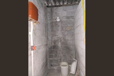 Casa à venda com 72m², 3 quartos e 1 vaga Casa à venda com 72m², 3 quartos e 1 vagaBanheiro de serviço