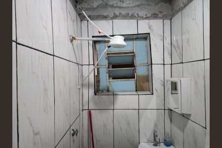 Casa à venda com 72m², 3 quartos e 1 vaga Casa à venda com 72m², 3 quartos e 1 vagaBanheiro da Suíte 1
