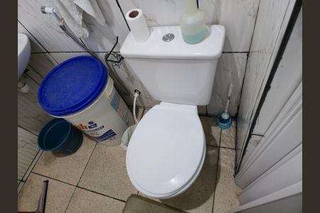 Casa à venda com 72m², 3 quartos e 1 vaga Casa à venda com 72m², 3 quartos e 1 vagaBanheiro da Suíte 1