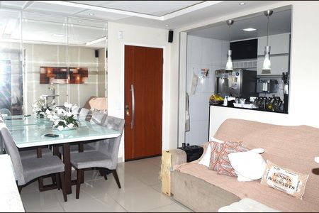Apartamento para alugar com 60m², 3 quartos e 1 vagaSala