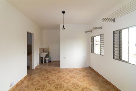 Quarto de kitnet/studio para alugar com 1 quarto, 38m² em Cidade São Mateus, São Paulo