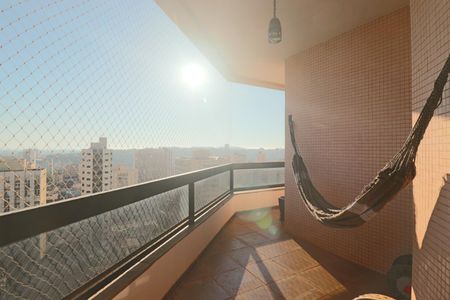 Apartamento para alugar com 99m², 2 quartos e 1 vaga Apartamento para alugar com 99m², 2 quartos e 1 vagaSacada