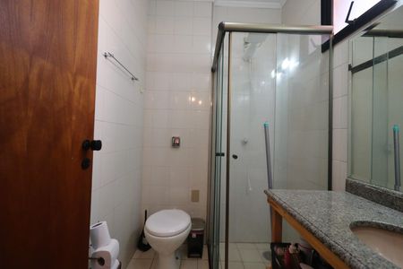 Apartamento para alugar com 99m², 2 quartos e 1 vaga Apartamento para alugar com 99m², 2 quartos e 1 vagaBanheiro da Suíte
