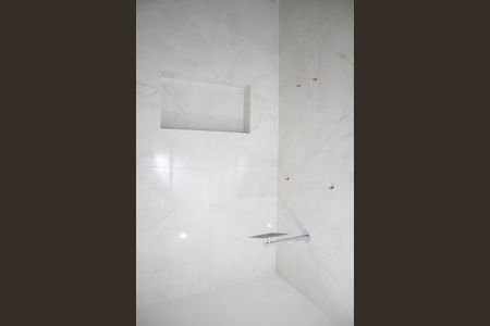 Casa à venda com 250m², 4 quartos e 1 vagaBANHEIRO 5