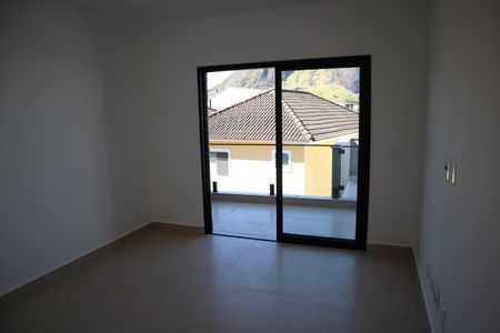 Casa à venda com 250m², 4 quartos e 1 vagaQUARTO  SUITE 4