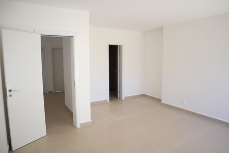 Casa à venda com 250m², 4 quartos e 1 vagaQUARTO SUITE  2