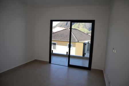 QUARTO  SUITE 4 de casa à venda com 4 quartos, 250m² em Vargem Pequena, Rio de Janeiro