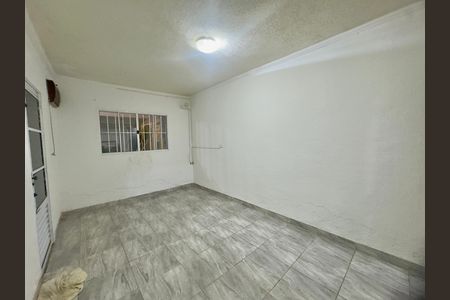 Casa para alugar com 1 quarto, 52m² em Jardim Presidente Dutra, Guarulhos