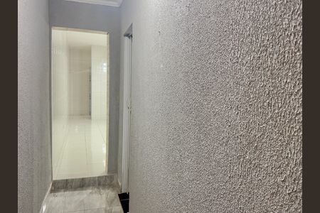 Corredor de casa para alugar com 1 quarto, 52m² em Jardim Presidente Dutra, Guarulhos