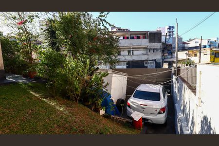 Garagem de casa à venda com 3 quartos, 219m² em Jardim Ouro Preto, Taboão da Serra