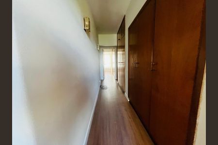 Apartamento para alugar com 4 quartos, 220m² em Centro, São José dos Campos