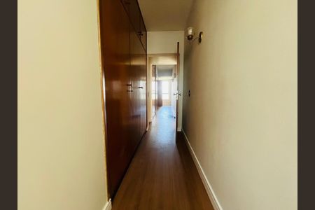 Apartamento para alugar com 4 quartos, 220m² em Centro, São José dos Campos