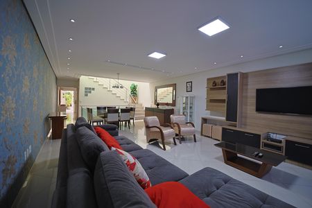 Sala de casa à venda com 4 quartos, 220m² em Chácara Cruzeiro do Sul, São Paulo