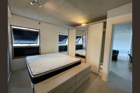 Apartamento para alugar com 1 quarto, 74m² em Jardim das Acacias, São Paulo