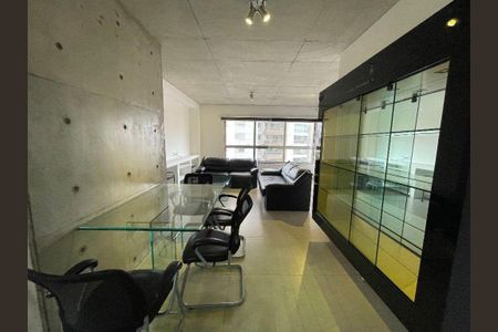 Apartamento para alugar com 1 quarto, 74m² em Jardim das Acacias, São Paulo