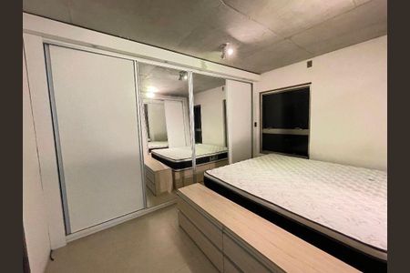 Apartamento para alugar com 1 quarto, 74m² em Jardim das Acacias, São Paulo
