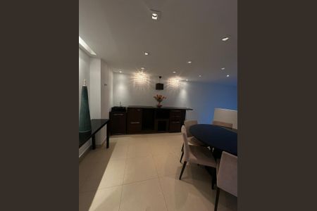Apartamento à venda com 3 quartos, 210m² em Mansões Santo Antônio, Campinas