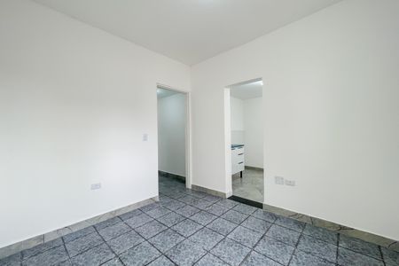 Sala de casa para alugar com 1 quarto, 35m² em Km 18, Osasco