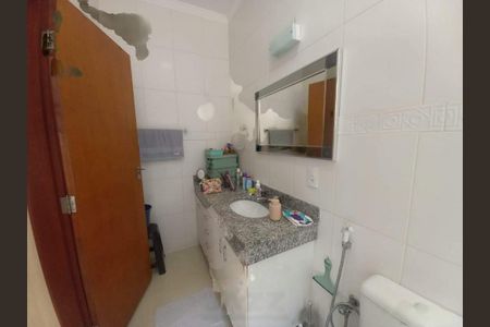 Casa de condomínio à venda com 140m², 3 quartos e sem vaga