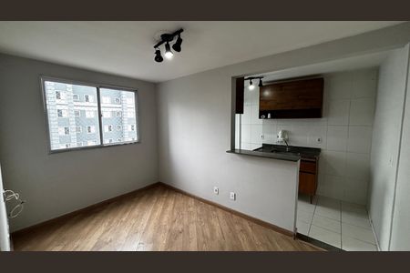 Apartamento para alugar com 2 quartos, 44m² em Parque Sao Vicente, Santo André