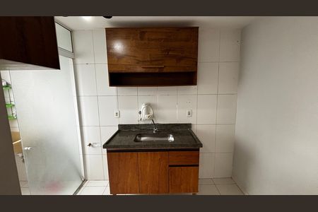 Cozinha de apartamento para alugar com 2 quartos, 44m² em Parque Sao Vicente, Santo André