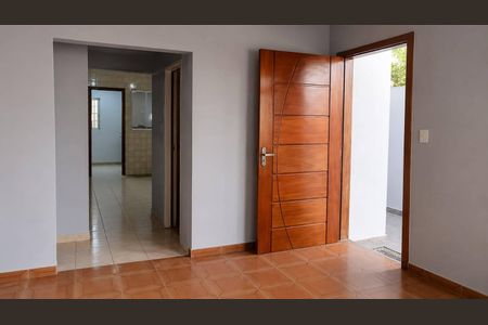 Casa à venda com 2 quartos, 150m² em Vila Linda, Santo André