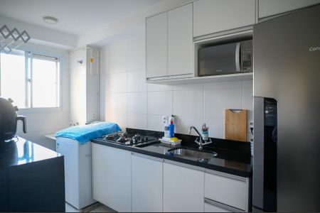 Cozinha de apartamento para alugar com 2 quartos, 42m² em Parque Bristol, São Paulo