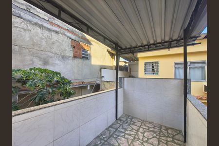 Casa para alugar com 2 quartos, 75m² em Gardênia Azul, Rio de Janeiro