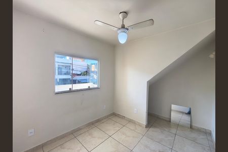 Casa para alugar com 2 quartos, 75m² em Gardênia Azul, Rio de Janeiro