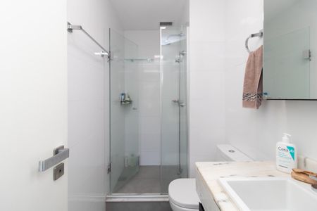 Banheiro de apartamento à venda com 1 quarto, 47m² em Cidade Baixa, Porto Alegre