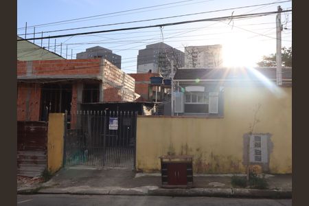 Casa para alugar com 80m², 2 quartos e sem vagaFachada 