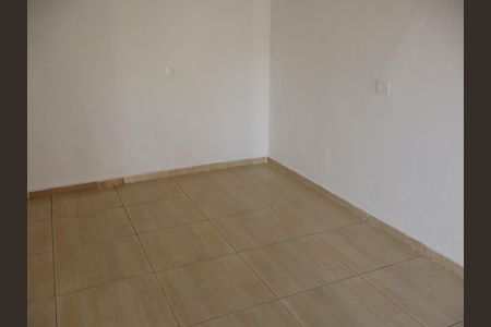 Casa para alugar com 80m², 2 quartos e sem vagaSala