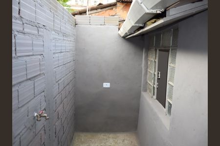 Casa para alugar com 80m², 2 quartos e sem vagaÁrea de serviço