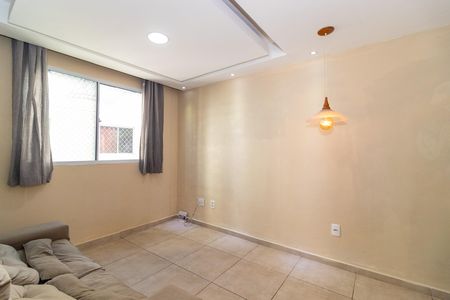 Sala de apartamento para alugar com 2 quartos, 41m² em Bangu, Rio de Janeiro