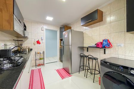 Cozinha e Área de Serviço de apartamento para alugar com 2 quartos, 60m² em São Pedro, Osasco