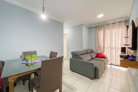 Sala de apartamento à venda com 2 quartos, 60m² em São Pedro, Osasco
