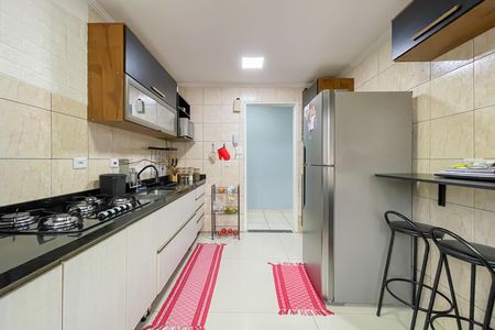 Cozinha e Área de Serviço de apartamento para alugar com 2 quartos, 60m² em São Pedro, Osasco