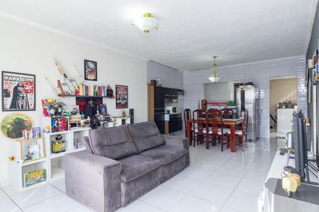 Casa à venda com 4 quartos, 199m² em Vila Itaberaba, São Paulo