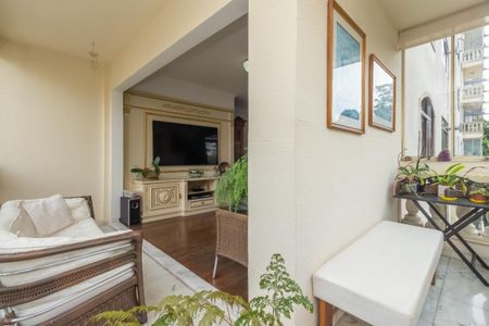 Apartamento à venda com 130m², 4 quartos e 3 vagas