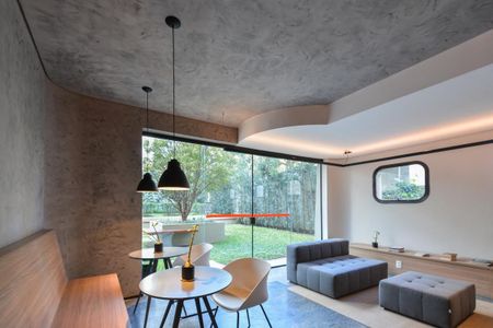 Apartamento à venda com 2 quartos, 75m² em Jardim Paulista, São Paulo