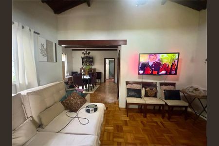 Casa à venda com 3 quartos, 280m² em Vila Pedra Branca, São Paulo