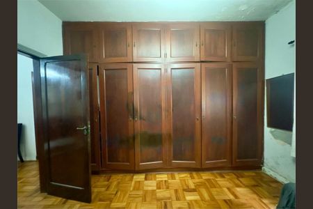 Casa à venda com 3 quartos, 280m² em Vila Pedra Branca, São Paulo