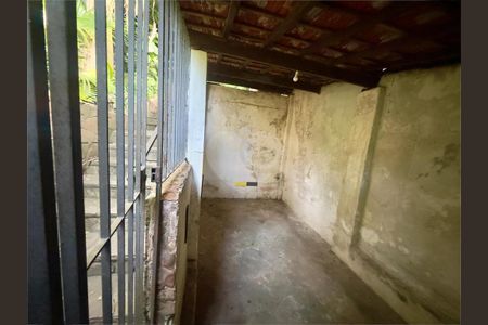 Casa à venda com 3 quartos, 280m² em Vila Pedra Branca, São Paulo