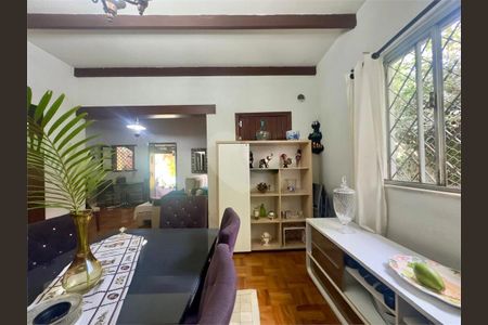 Casa à venda com 3 quartos, 280m² em Vila Pedra Branca, São Paulo