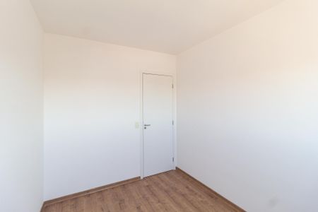 Quarto de apartamento para alugar com 2 quartos, 60m² em Jardim das Belezas, Carapicuíba