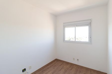 Quarto de apartamento para alugar com 2 quartos, 60m² em Jardim das Belezas, Carapicuíba