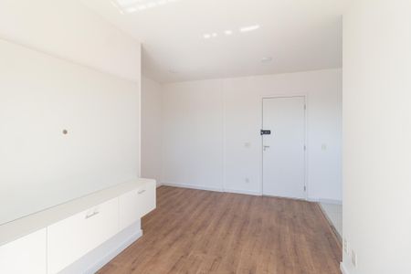Sala de apartamento para alugar com 2 quartos, 60m² em Jardim das Belezas, Carapicuíba