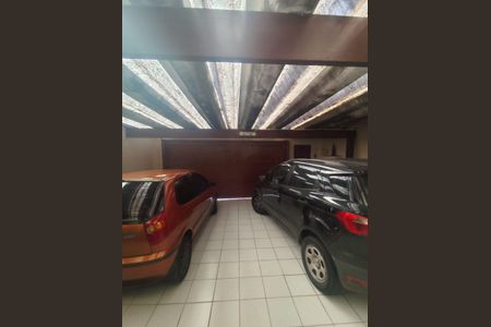 Casa à venda com 5 quartos, 210m² em Pinheirinho, Santo André