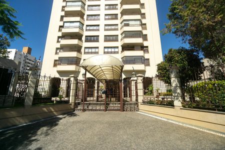 Apartamento à venda com 149m², 4 quartos e 2 vagas Apartamento à venda com 149m², 4 quartos e 2 vagasFachada